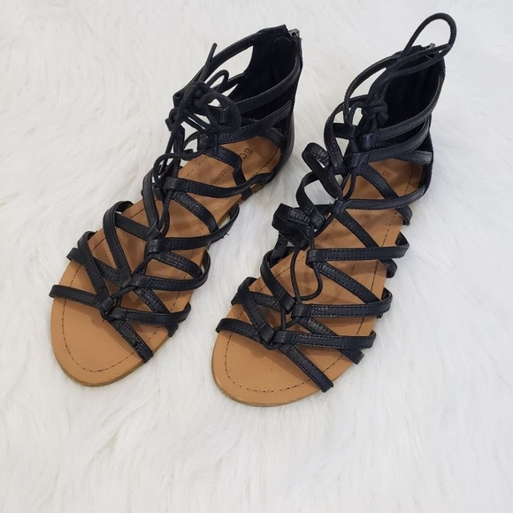 BCBGeneration Shoes - BCBG Generation black Back Zip Strappy Gladiator Sandal woman's size 8